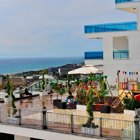 Hotel Absolute @ Elite Admiral Residences 4*