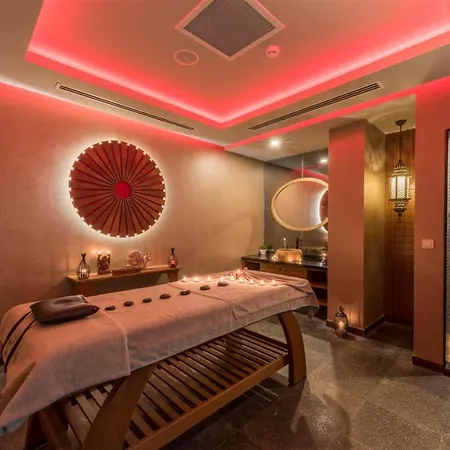 Hotel Absolute @ Elite Admiral Residences