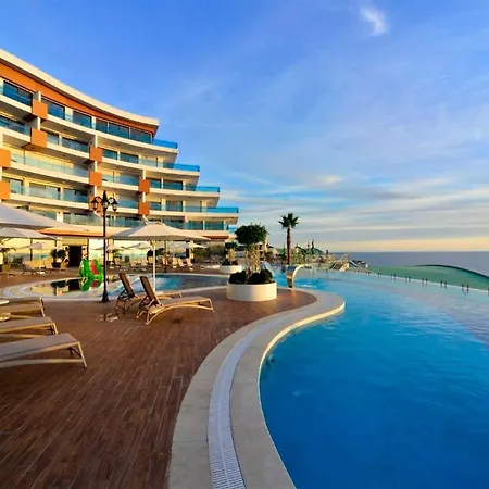 Absolute @ Elite Admiral Residences Hotel