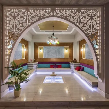 Absolute @ Elite Admiral Residences Hotel 4*