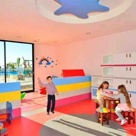 Absolute @ Elite Admiral Residences Konakli