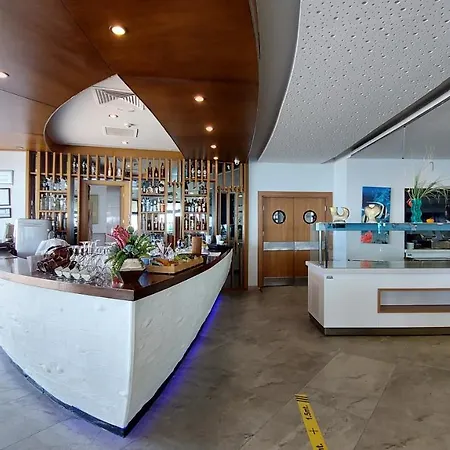 Absolute @ Elite Admiral Residences Hotel 4*