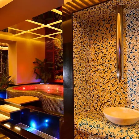 Absolute @ Elite Admiral Residences 4* Konaklı